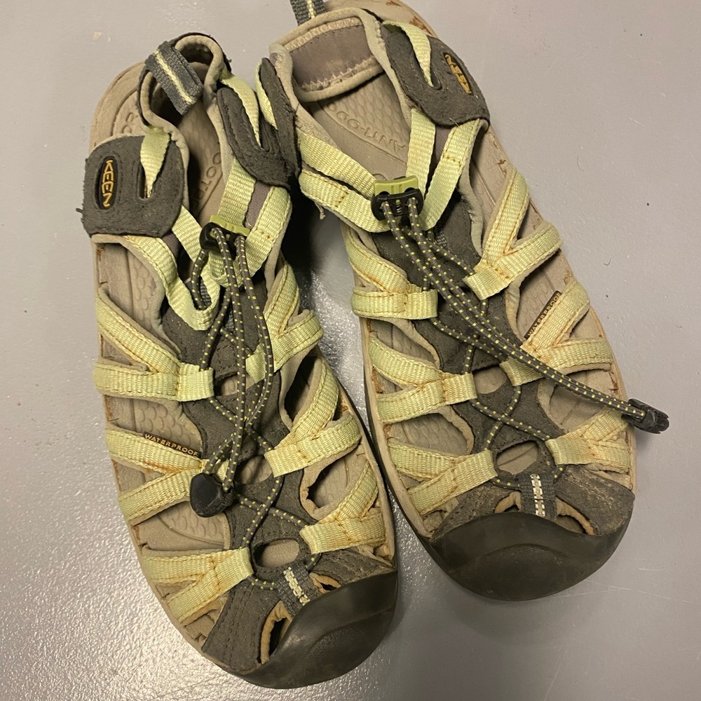 Keen sandals great for hiking/walking
